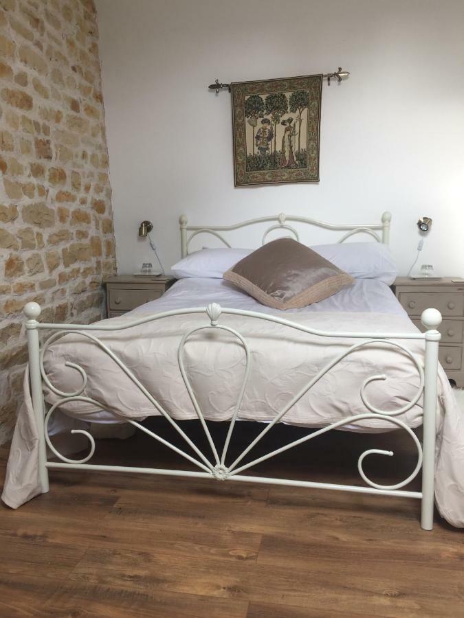 Bed and Breakfast No 3 Route De Lingramiere La Ferte-Mace Esterno foto