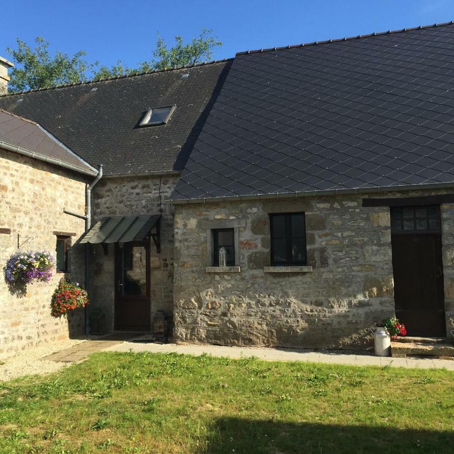 Bed and Breakfast No 3 Route De Lingramiere La Ferte-Mace Esterno foto
