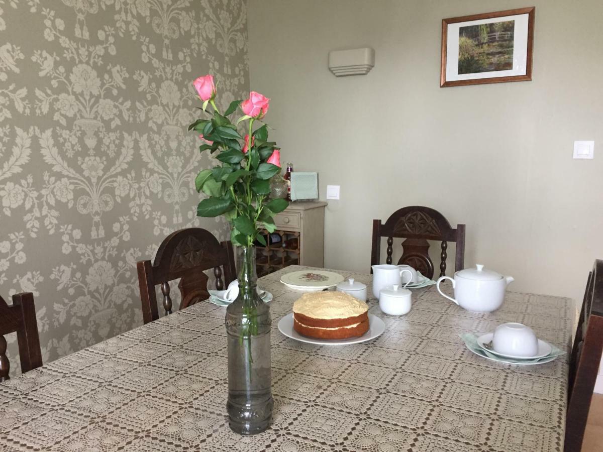 Bed and Breakfast No 3 Route De Lingramiere La Ferte-Mace Esterno foto